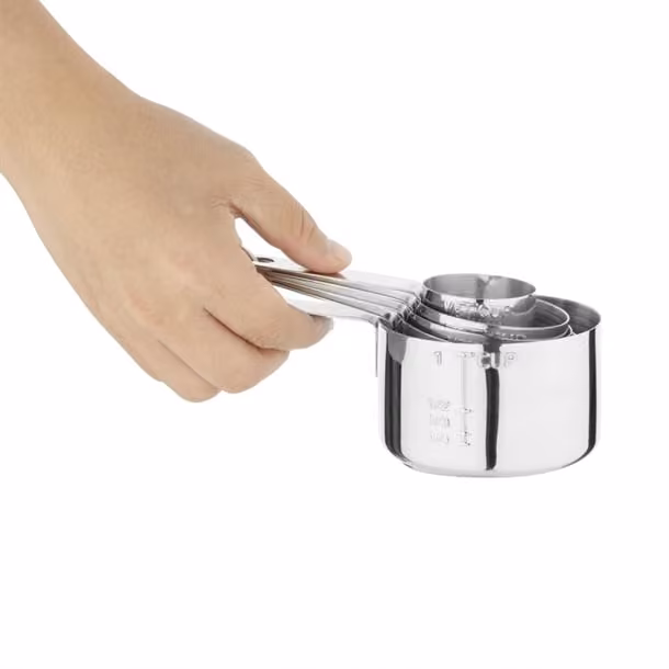 measuring cups